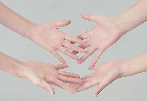 双手是川字掌女人概率是多少？双手是川字掌女人命好吗？